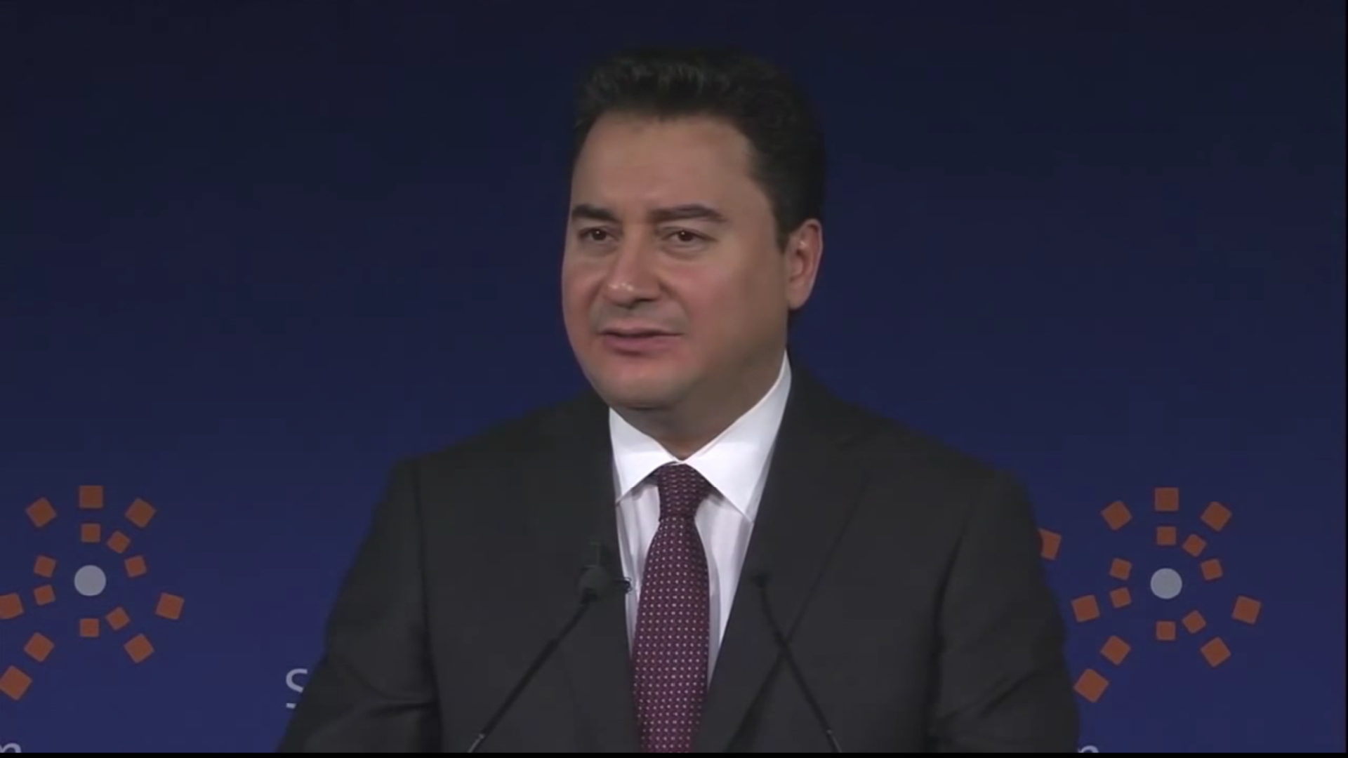 Elî Babacan: Divê Selahedîn Demîrtaş were azadkirin û fişar li HDPê neyên kirin